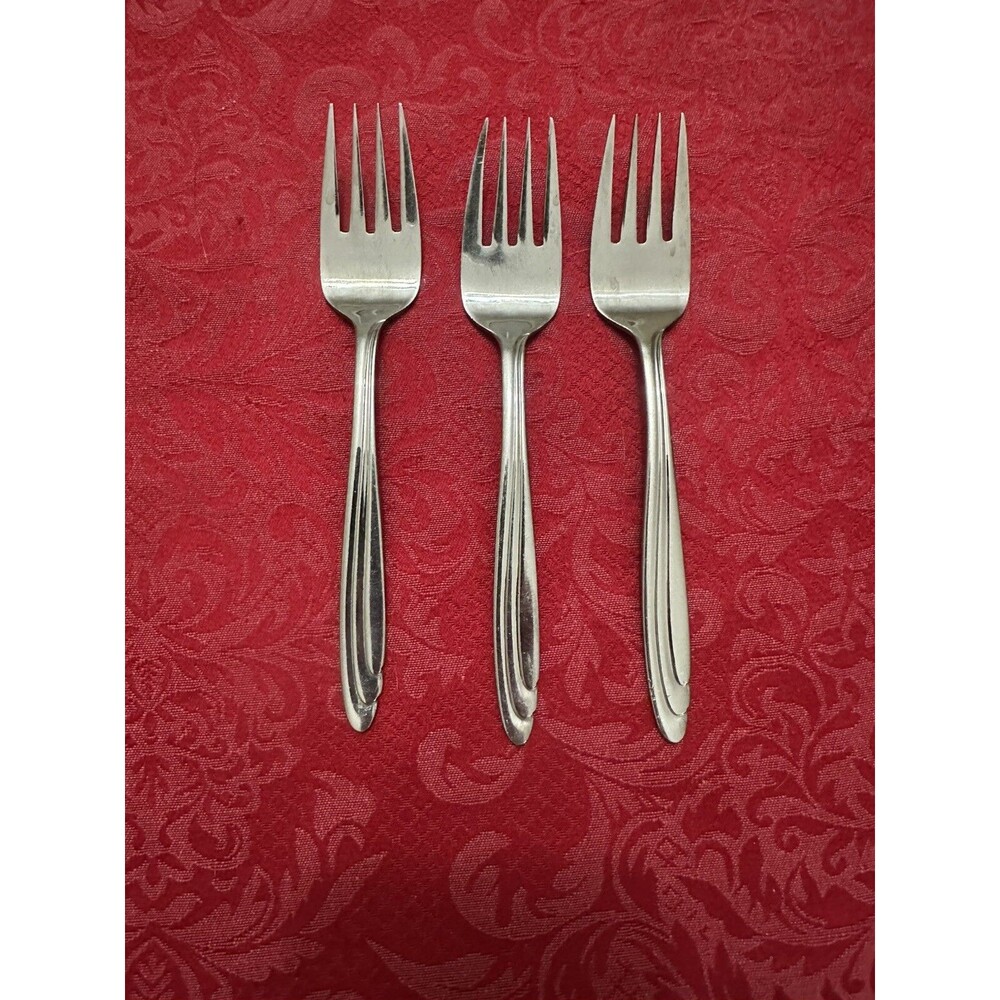 3 Reed & Barton Select Elise 6-3/4” Salad Forks Stainless Korea